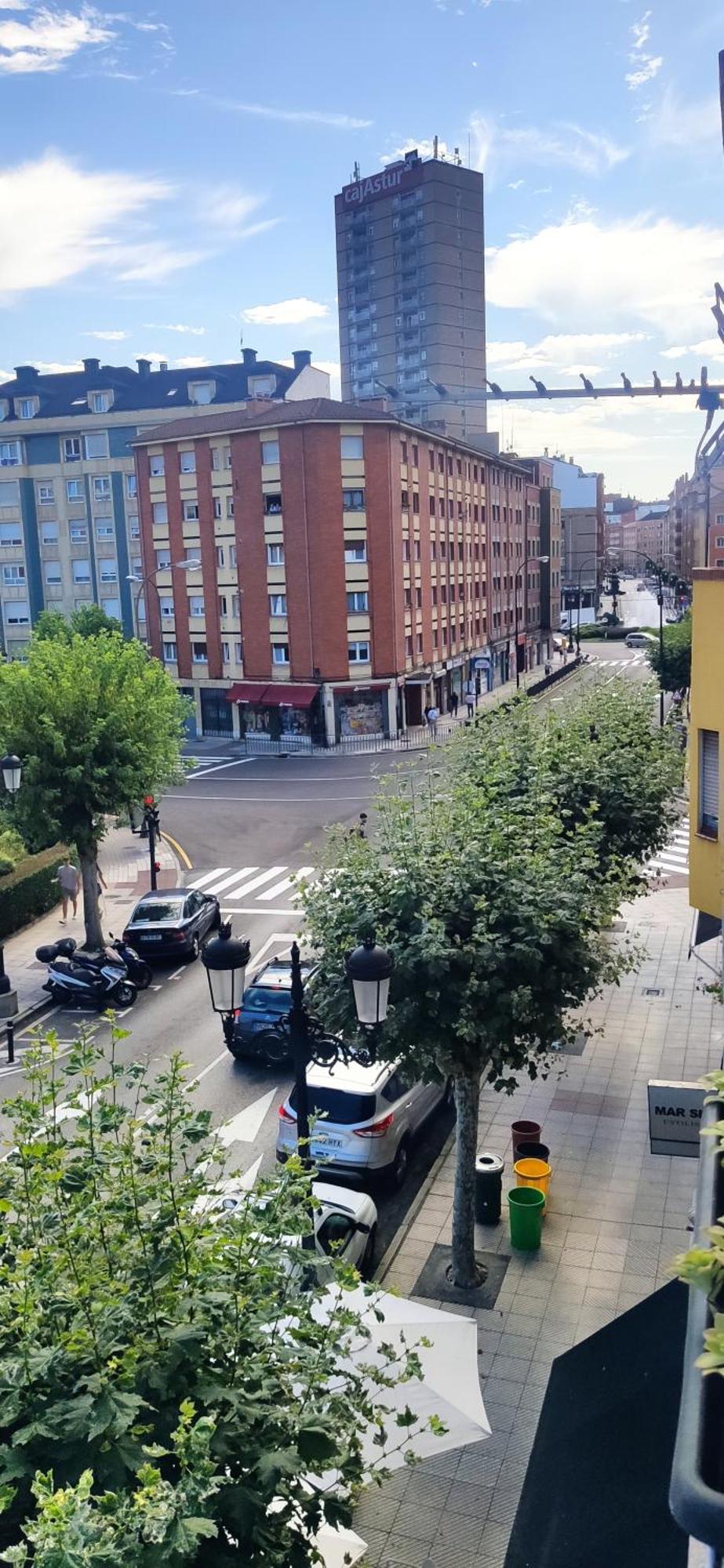 Alojamiento Oviedo 3 Con Parking Екстериор снимка